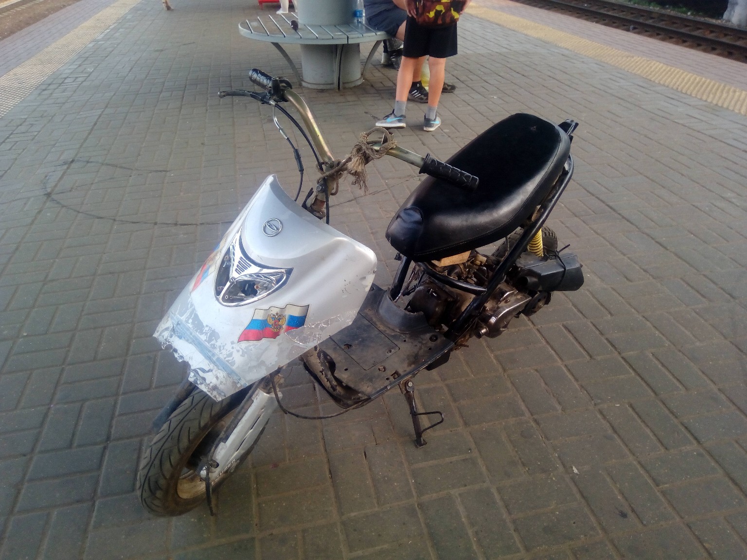 He never sold the moped...and this is what happened to him - , Moped, The moped is not mine!