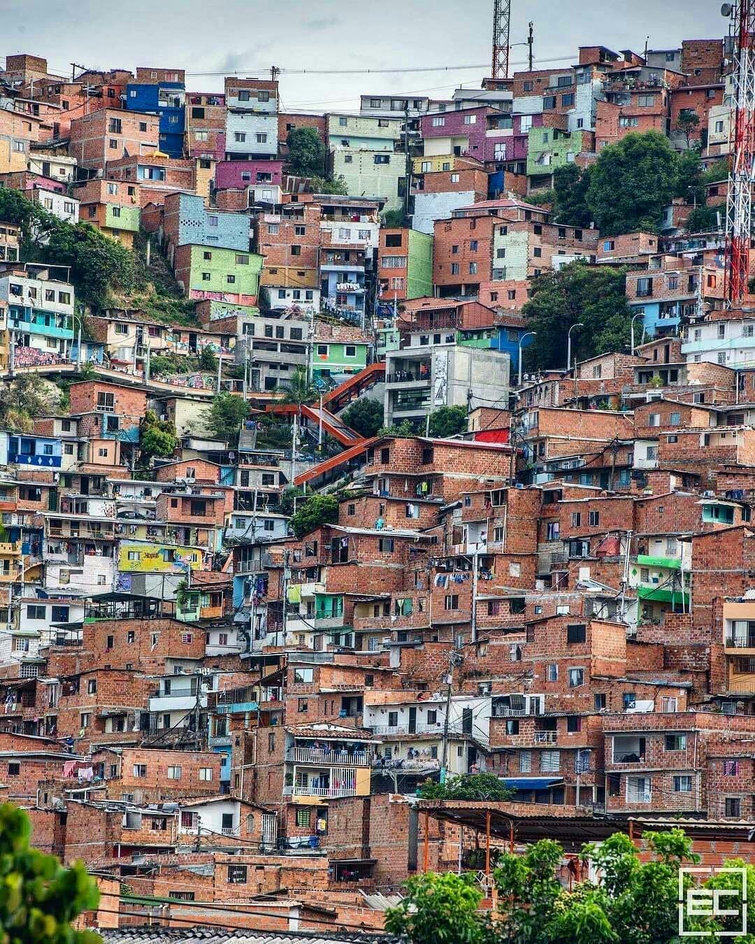 Birthplace of Pablo Escobar, slums of Medellin, Colombia. - Crime, Colombia, Interesting, Town, The photo, Crime, Poverty, Longpost