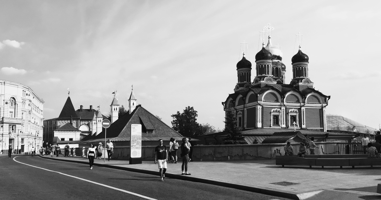 Немного мобильного фото улиц Москвы. - Моё, Москва, Фотография, Улица, Черно-белое фото, Длиннопост