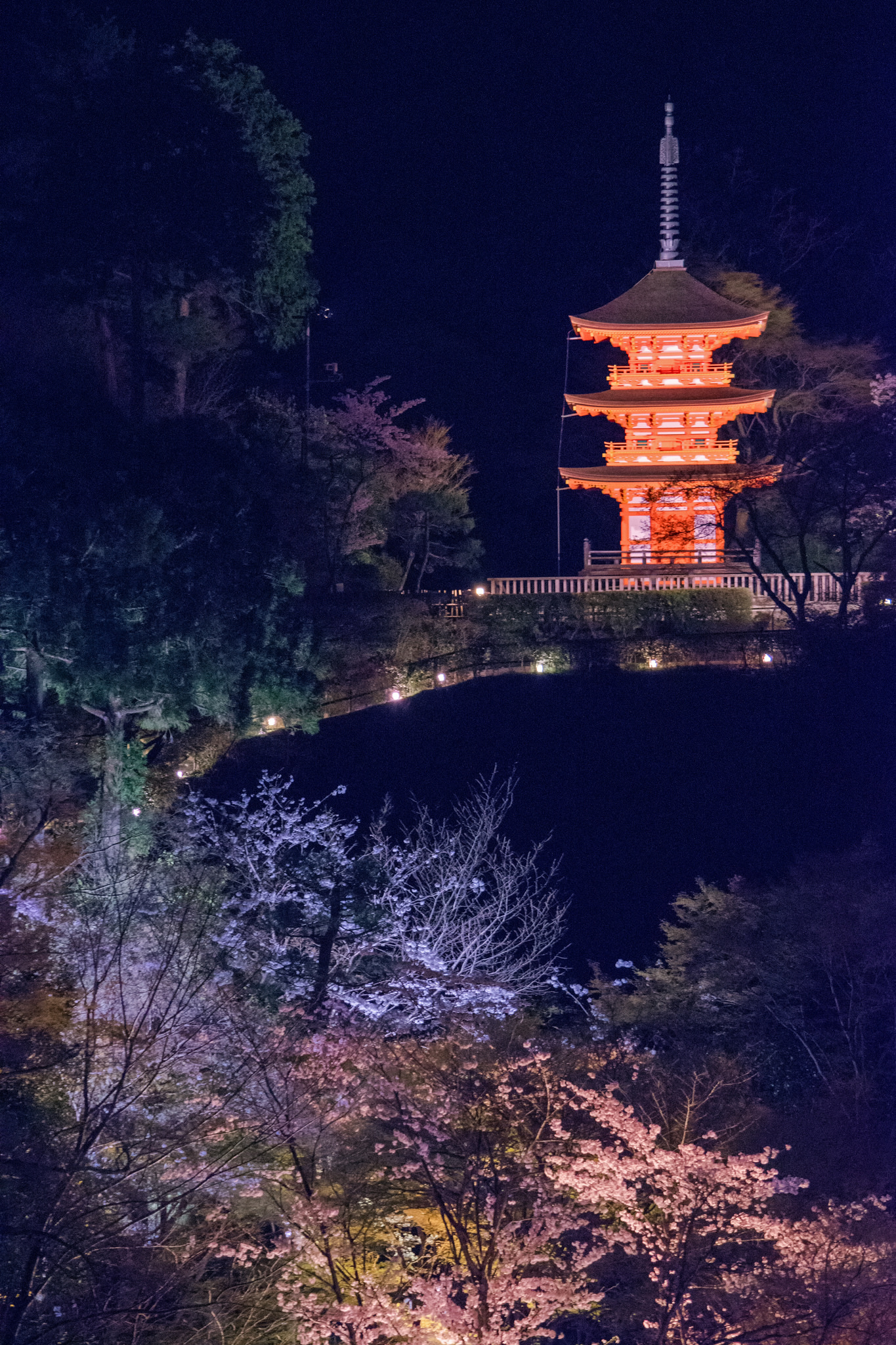 Kyoto in the evening. - Japan, Kyoto, The photo, Evening, Longpost