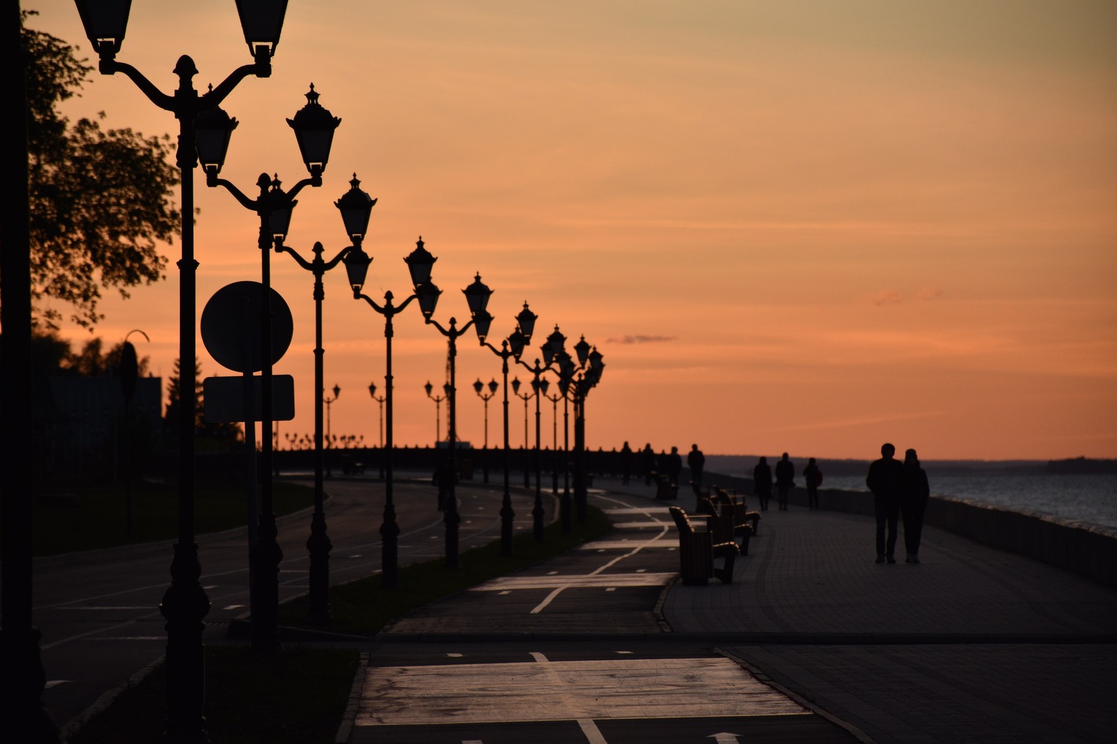 Embankment. - My, Sunset, Embankment, The photo