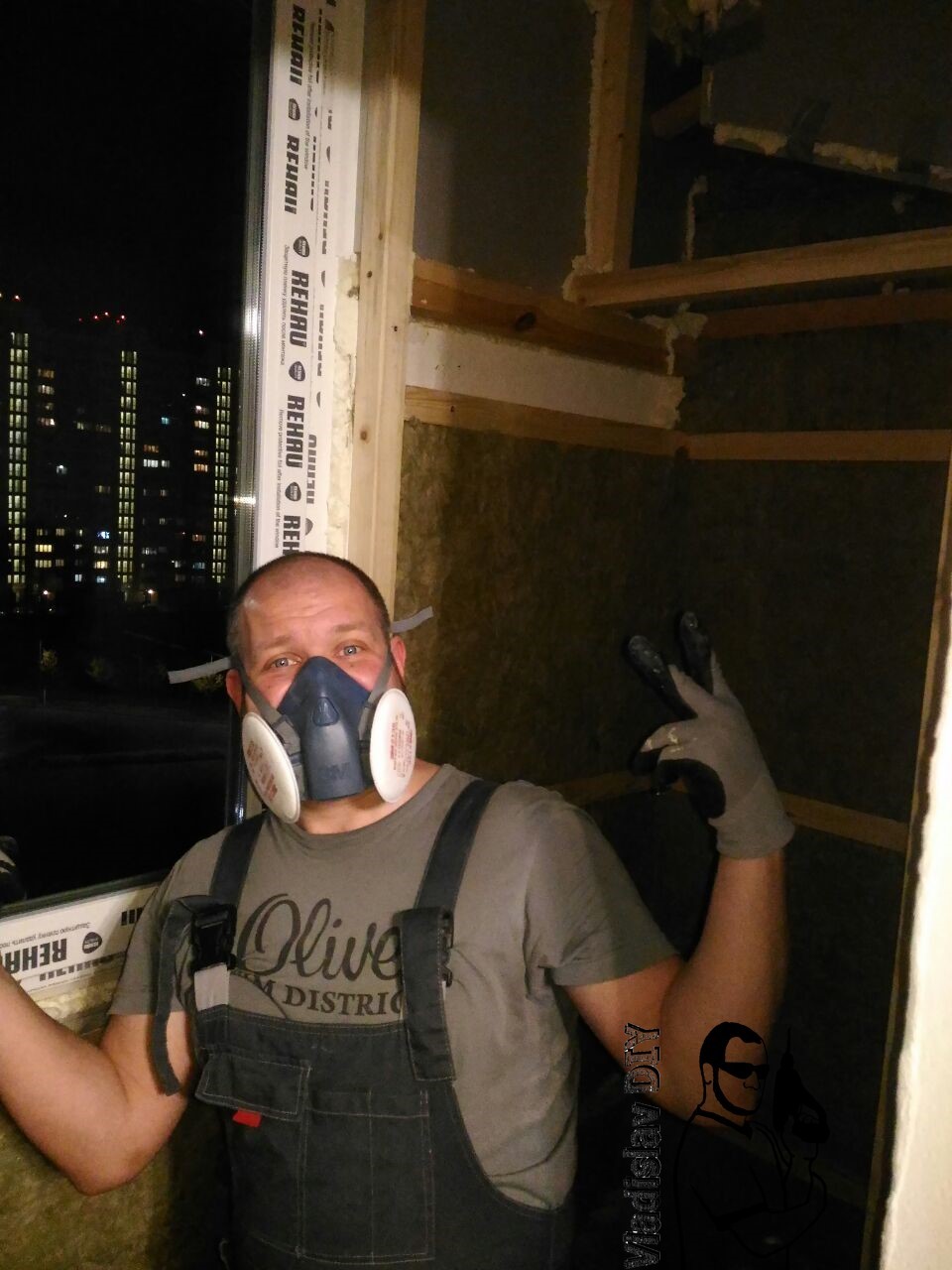 There was a cold loggia 0.95x3.5, it became a mini-workshop - My, Loggia, Balcony, Repair, Loggia insulation, With your own hands, Longpost