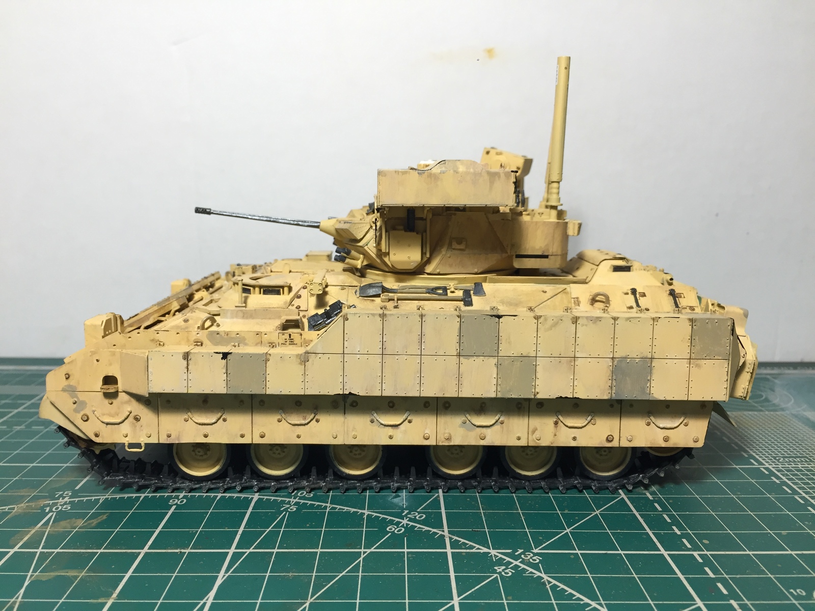 Bradley M3A3 w/busk III от Meng в 1:35 - Моё, Bradley M3A3, Моделизм, 1:35, БТТ, США, Сборка, Покраска, Meng, Длиннопост