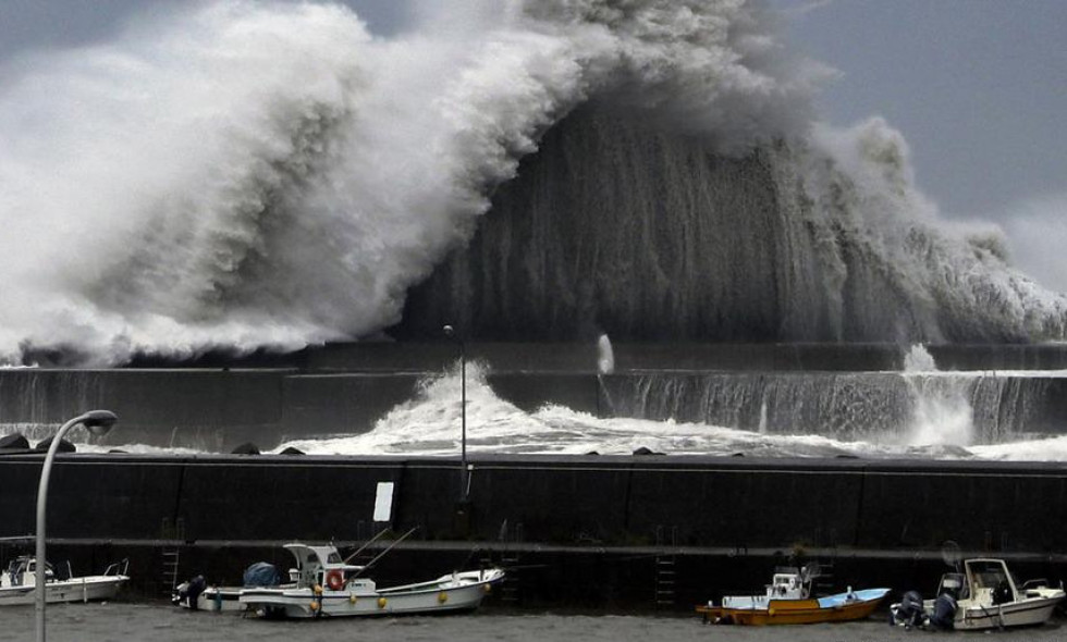 Typhoon Jebi left thousands of Sakhalin residents without electricity - , Typhoon, Sakhalin, news, Incident, Cataclysm, Longpost