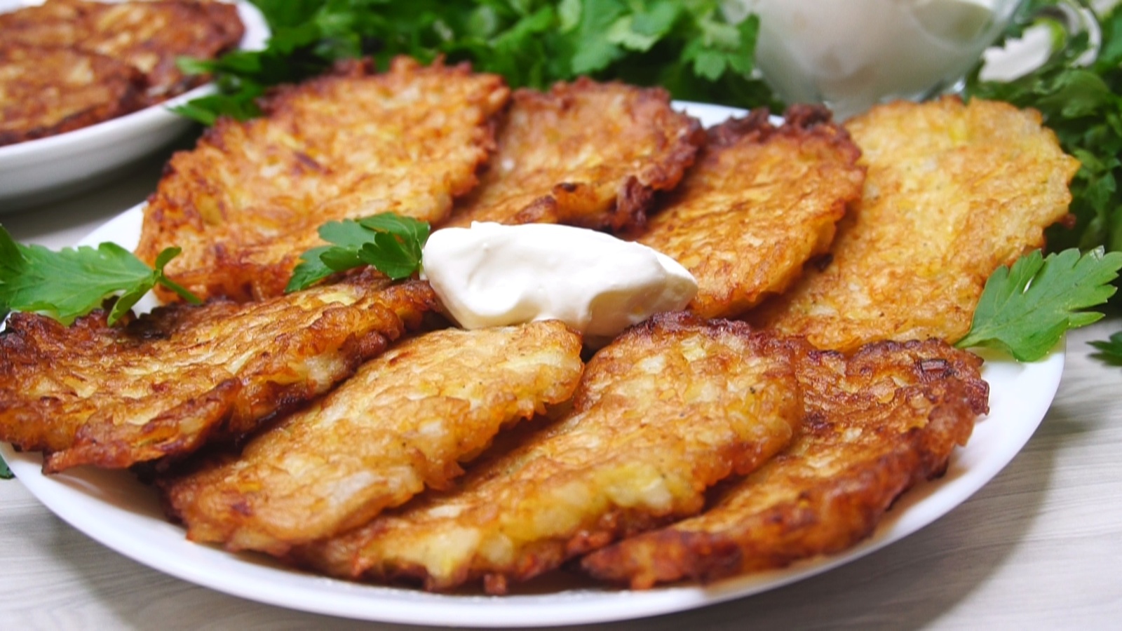 Onion fritters - My, Pancakes, Video, Video recipe