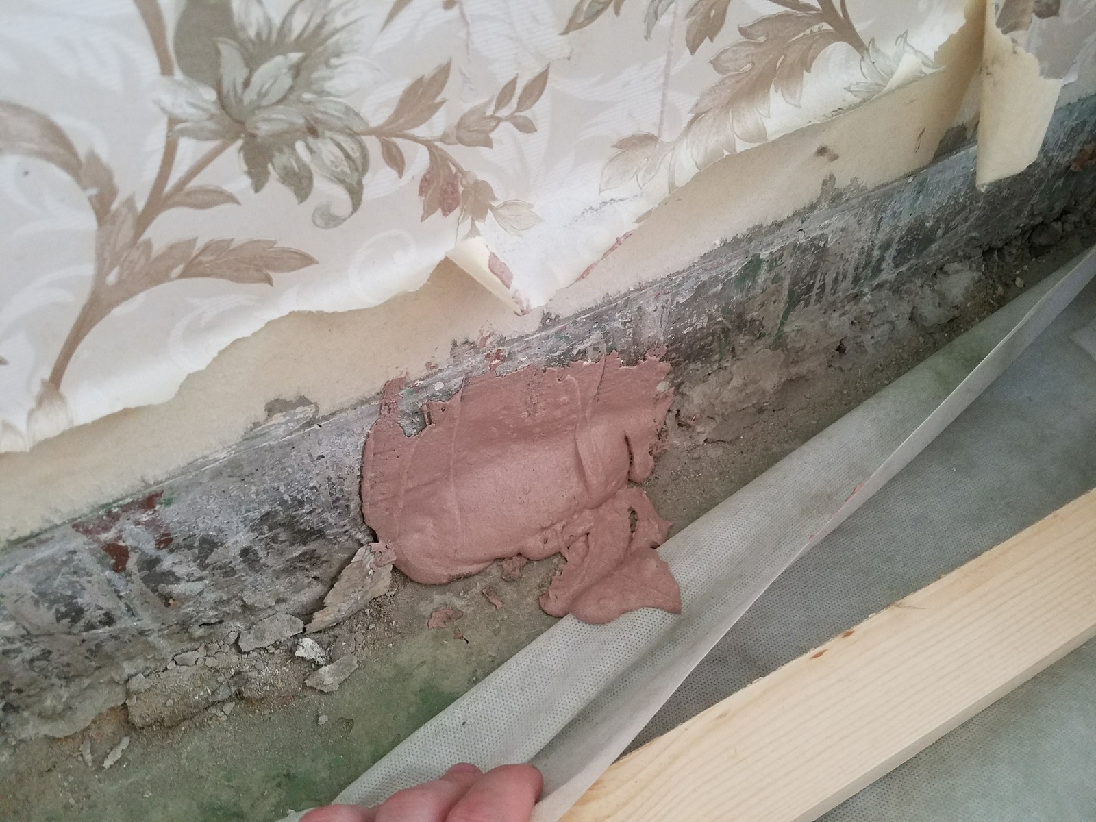 Do-it-yourself repair in Khrushchev (part 9: ceiling and floor in the hall) - My, Repair, Khrushchev, , With your own hands, Longpost, Panel house