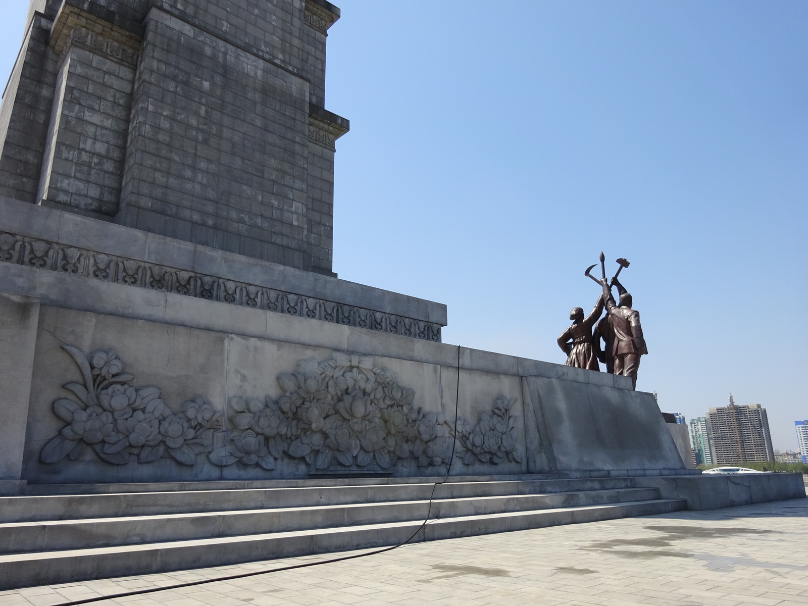 Trip to North Korea in April 2018. Juche Monument. - My, North Korea, Travels, Longpost