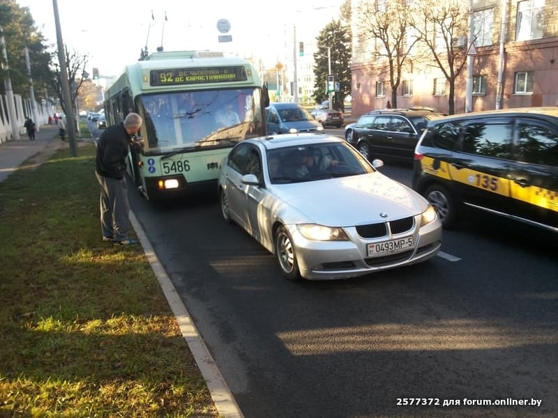 The BMW driver decided to teach a lesson to the whole trolleybus - Fools and roads, Bmw, Auto, Longpost, Teacher on the road, Republic of Belarus