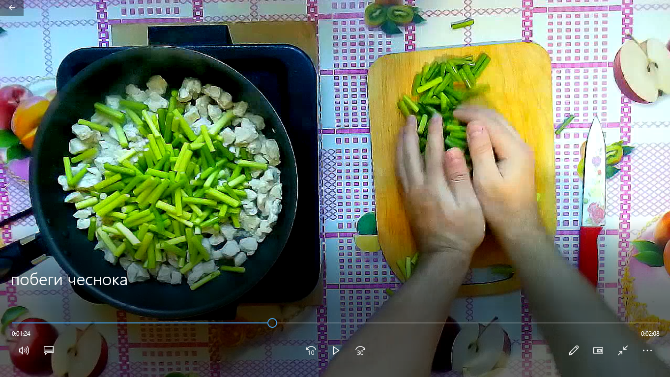 Garlic shoots with chicken / Very tasty and fast - My, Cooking, Recipe, Video recipe, Hen, Garlic, Longpost, Chinese cuisine, Video