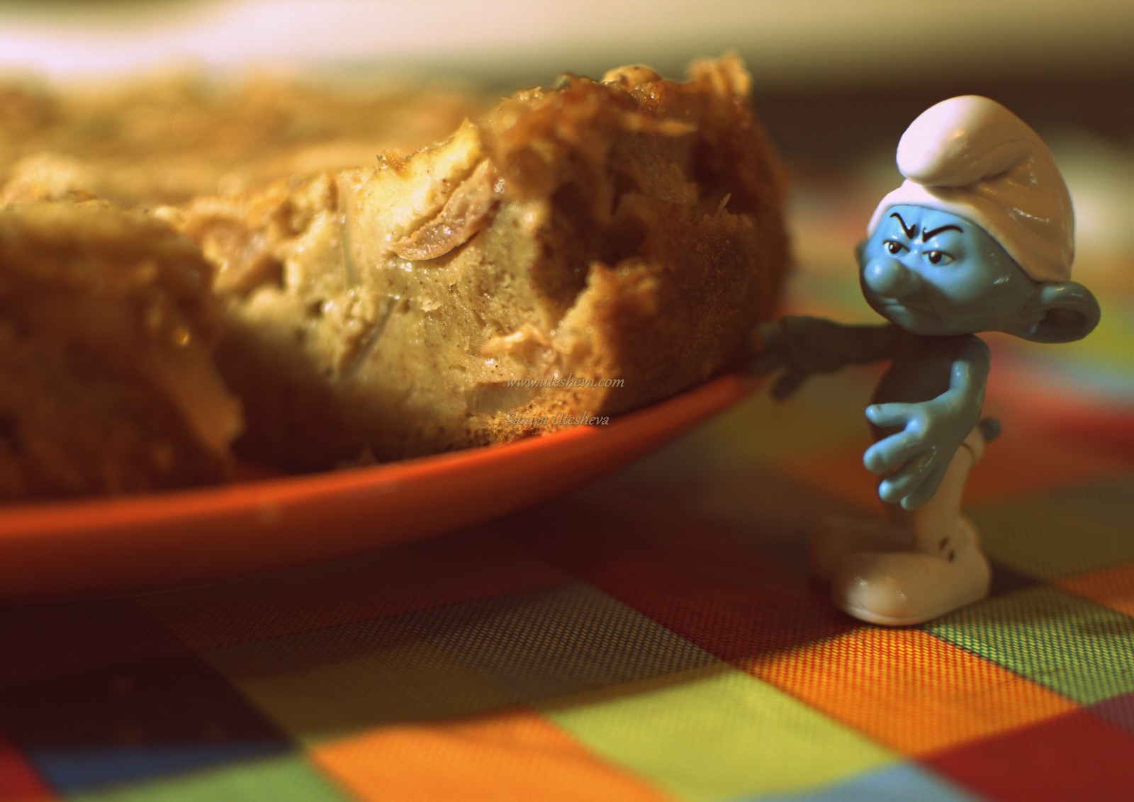 Smurf and Charlotte. - My, The smurfs, Cook at home, Charlotte, Macro photography, Photographer, Cooking, Longpost