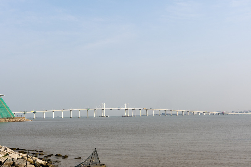 Tomorrow, China will open the world's longest bridge that crosses the ocean. - Bridge, China, Longpost, The photo