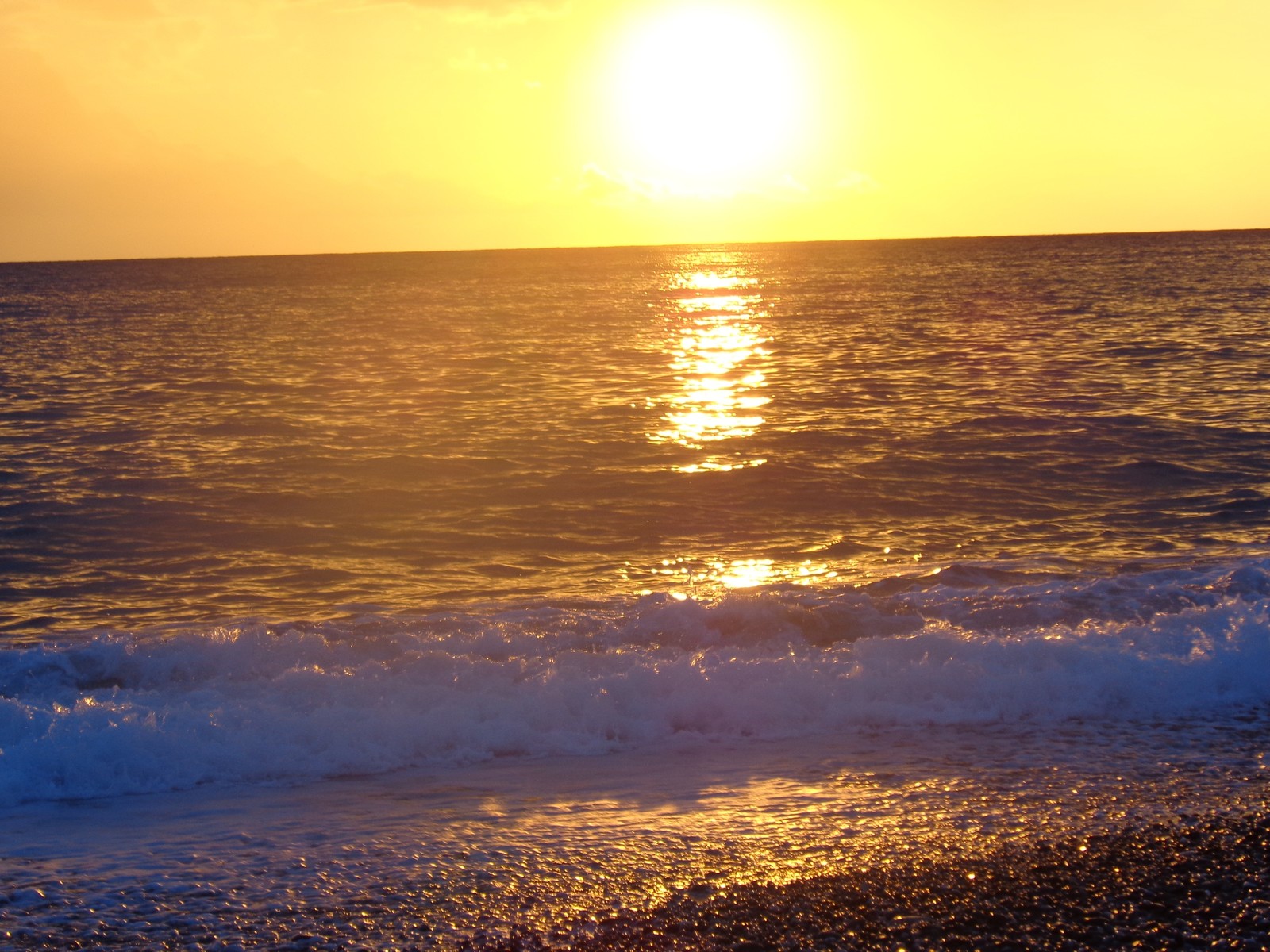 Black Sea - My, Beginning photographer, Black Sea, , Landscape, Sky, The sun, Wave, The clouds, Longpost, Salt water