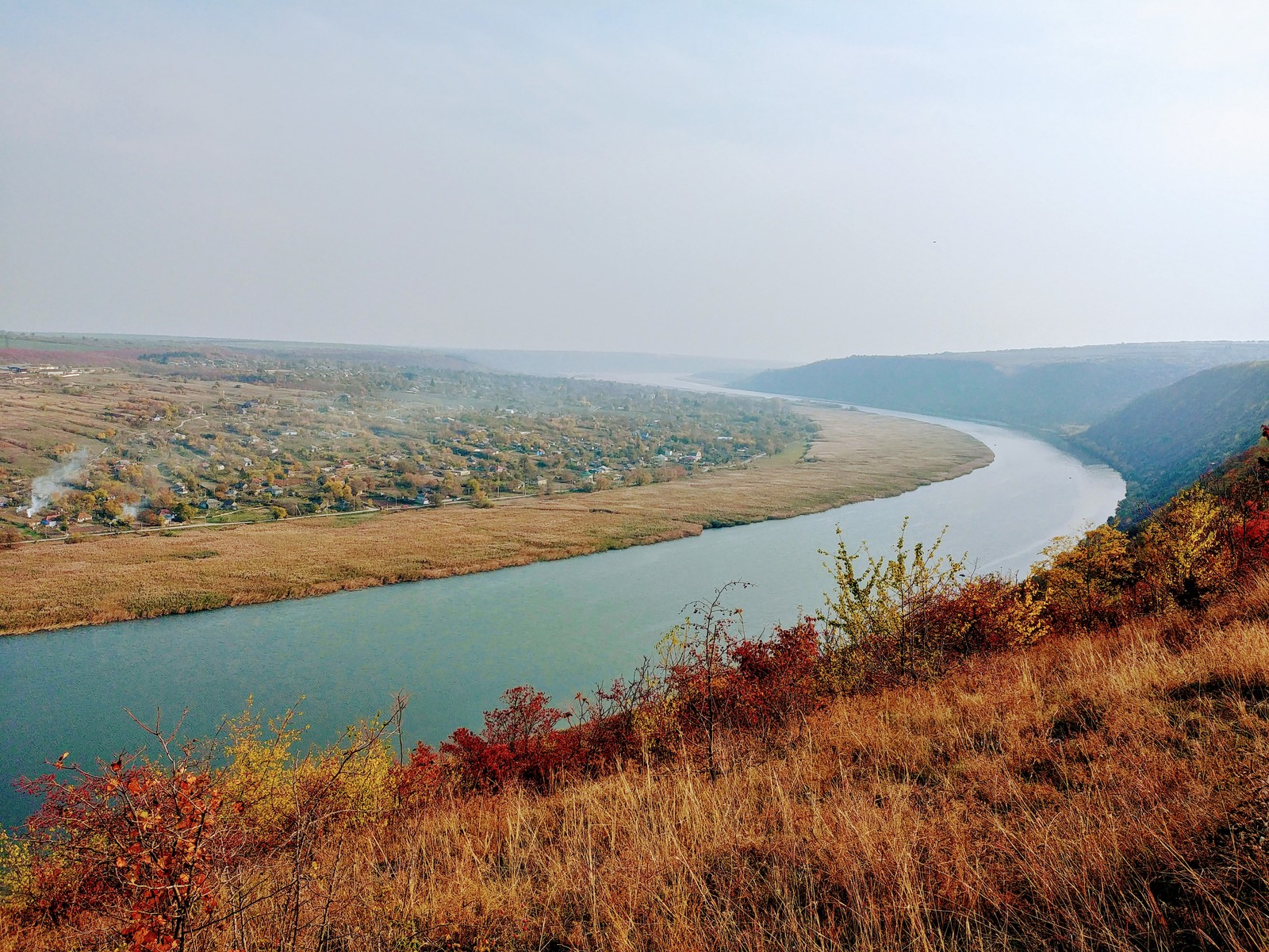 Autumn in Moldova - Longpost, Photo on sneaker, Moldova, Autumn