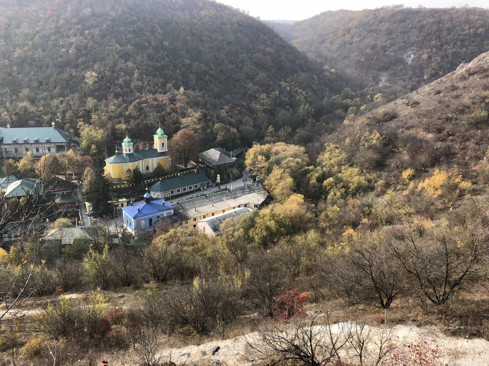 Autumn in Moldova - Longpost, Photo on sneaker, Moldova, Autumn