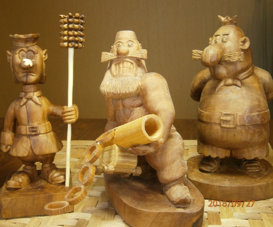 Woodcarving. - My, Father, Wood carving, Handmade, Treasure Island, Longpost, Velikie Luki, GIF