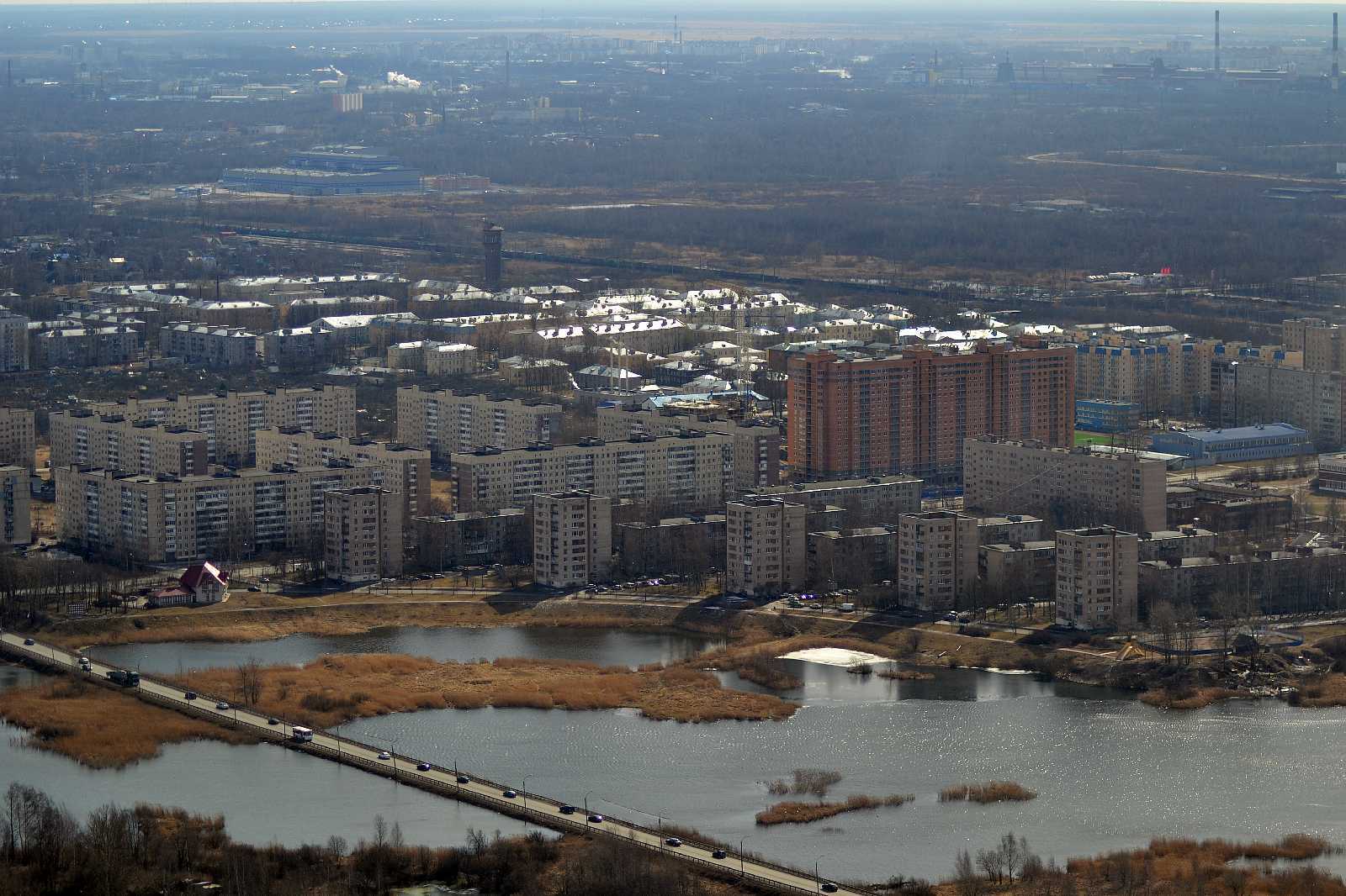 Металлострой санкт петербург. Металлострой с высоты птичьего полета. Металлострой Рыбацкое. Рыбацкое СПБ С высоты. Поселок Металлострой Колпинский район вид с крыши.