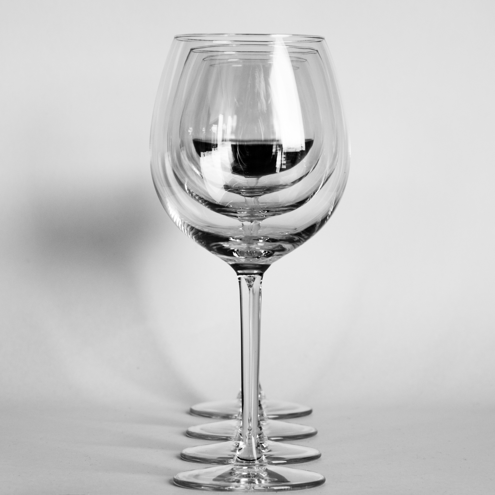 Still life with glasses. - My, Beginning photographer, Goblets, Reflection, Still life, Black and white, Longpost