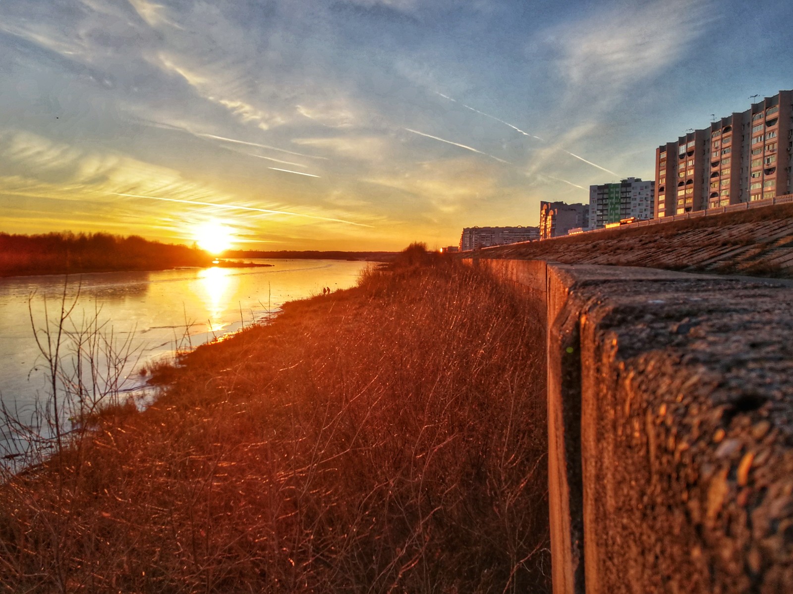 Sunset on the waterfront - My, Longpost, Mobile photography, The photo, Huawei mate 9, Dzerzhinsk, Sunset