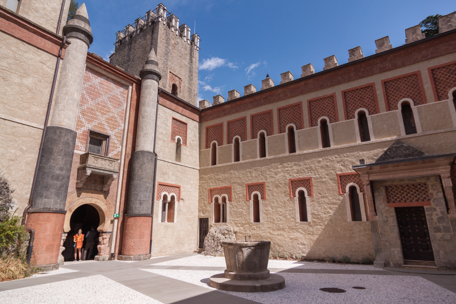 Rocchetta Mattei: the most quaint Italian castle - My, Longpost, Travels, Italy, Lock, Fedor Dostoevsky, Europe