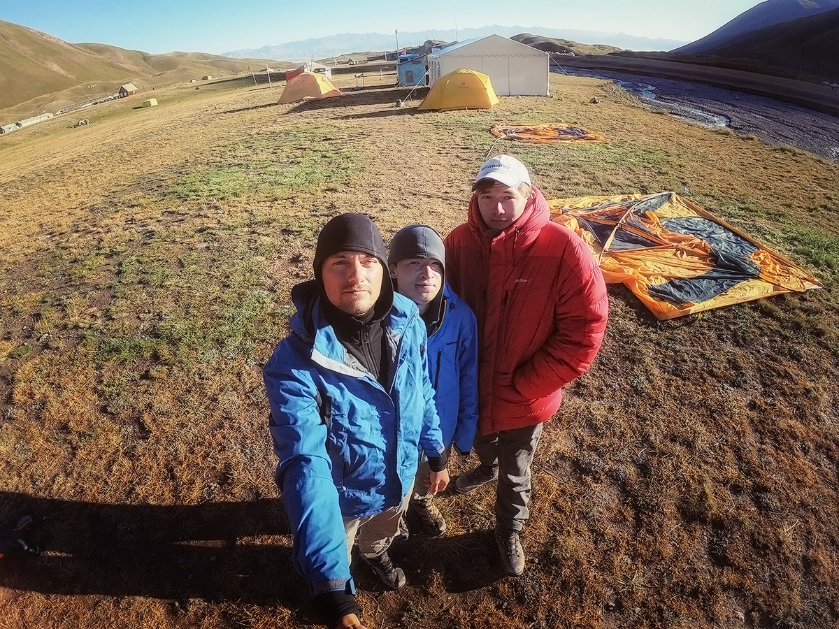 Independent ascent to Lenin Peak 7134m. [Part IV] - My, Mountaineering, Mountain tourism, Climbing, Pamir, Lenin Peak, Travels, Extreme, Longpost