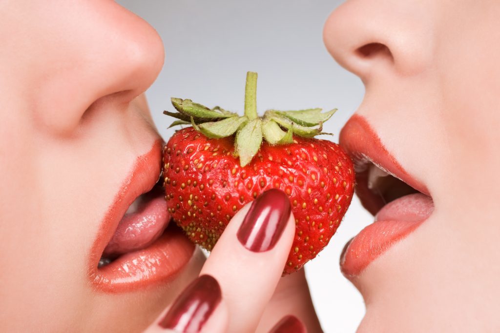 Clu - Strawberry, Berries, Lips, Strawberry (plant)