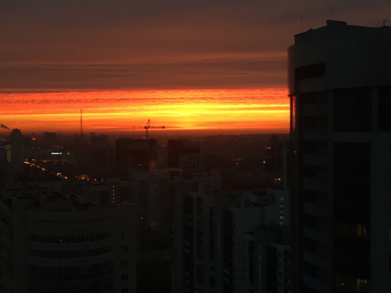 600 sunrises Catherine suddenly - My, Yekaterinburg, dawn, Betterbespal, Landscape, Ural, Longpost