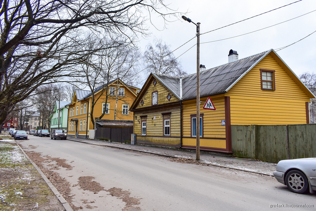 What is being done with wooden buildings in Tallinn - Estonia, Tallinn, Europe, Longpost, Architecture, The photo, Urbanism, Building, House