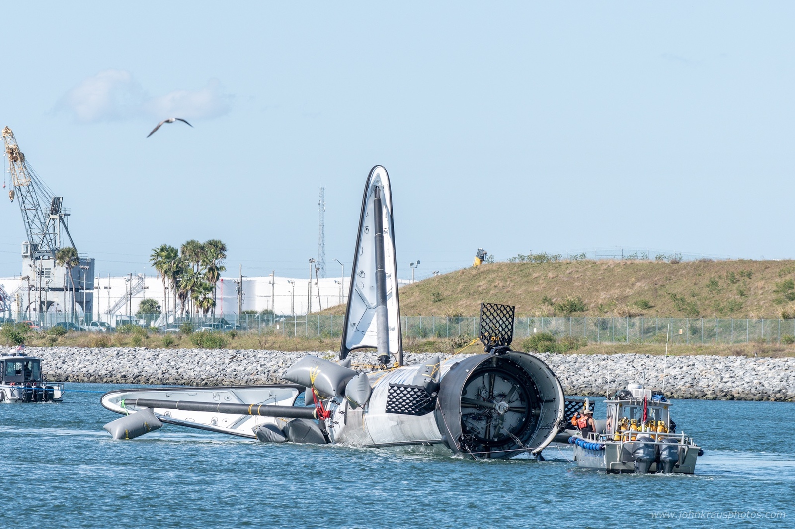 Ну, поплыли - SpaceX, Falcon 9, Неудача, Приводнение, Ракета, Космос, Буксировка, Видео, Длиннопост