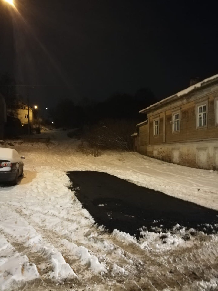 Meanwhile, road services were allowed to lay asphalt in frost and snowfall. - My, , Nanotechnology, Road works, Longpost