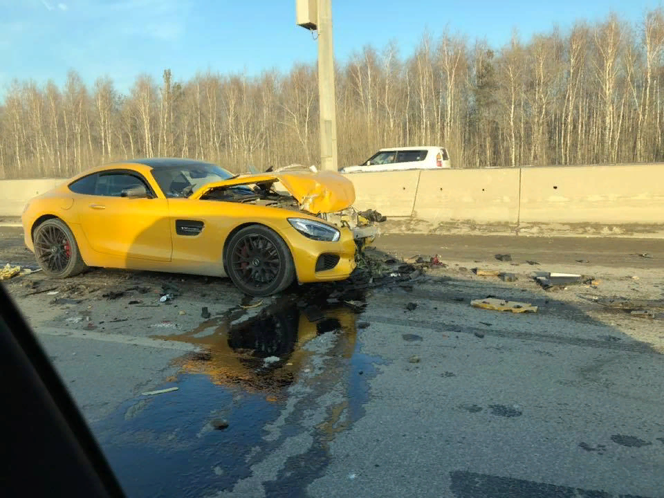 I bought a car, but there wasn’t enough for my eyes and rubber ... - Road accident, Yekaterinburg, Yawn, Spent, Road works, Longpost, Video, Images