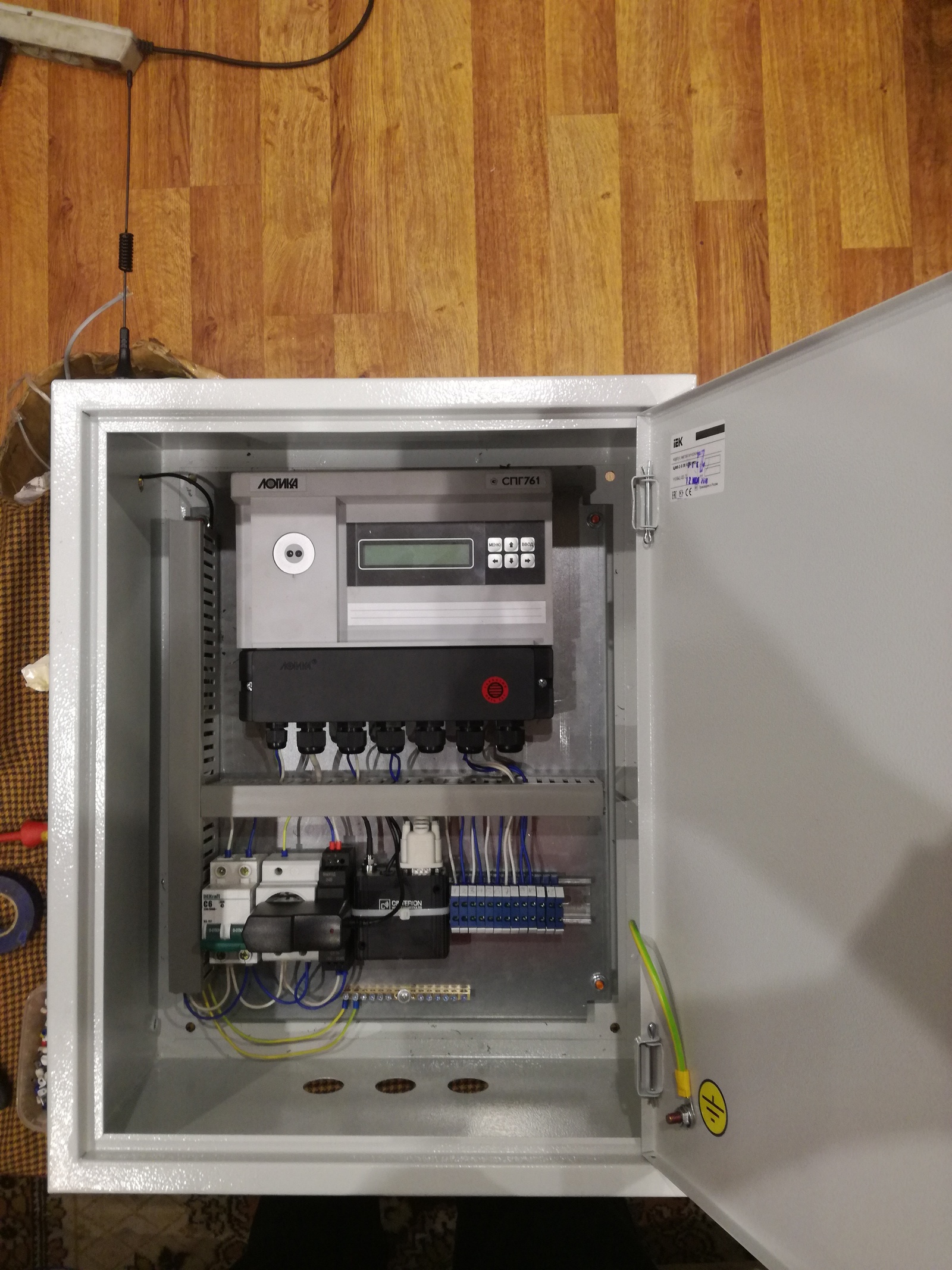 We assemble the gas metering board. - My, League of Electricians, Gas, Kipia, Gas metering panel, Longpost, Электрик