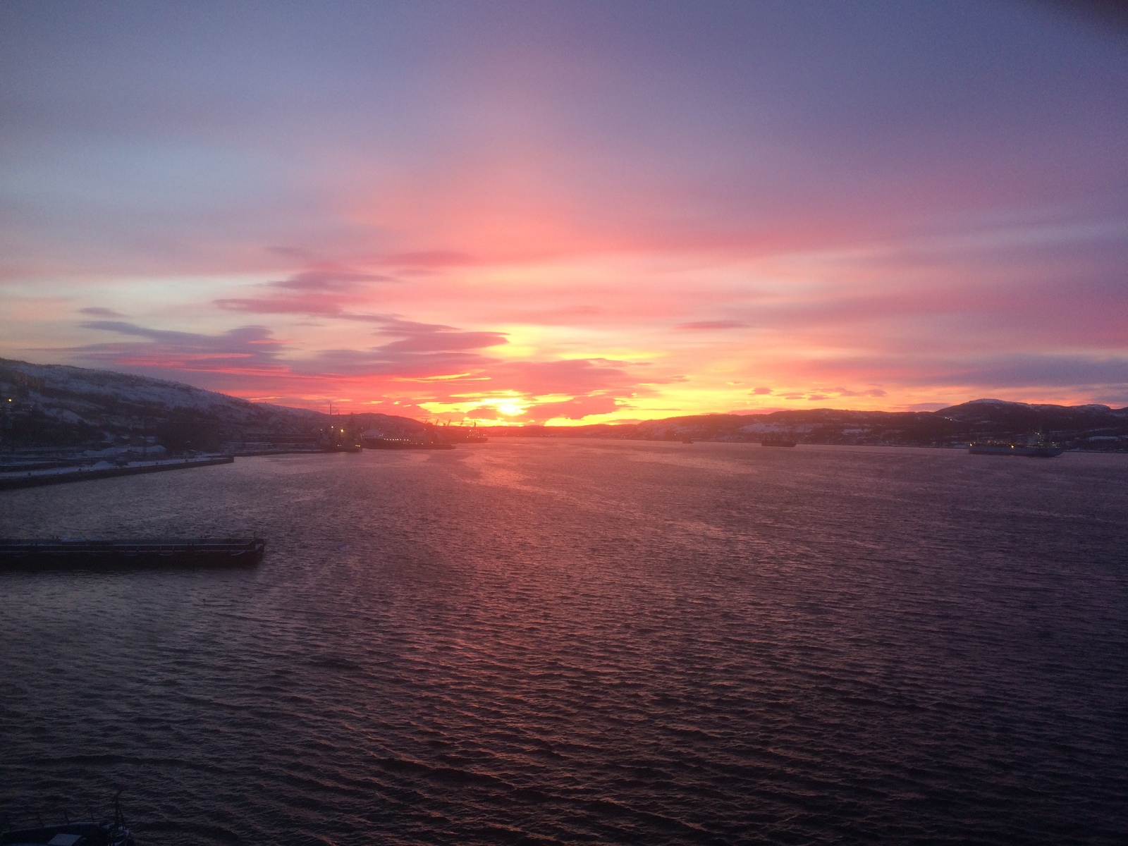 What does the day look like on a polar night? - My, The photo, Murmansk, polar night