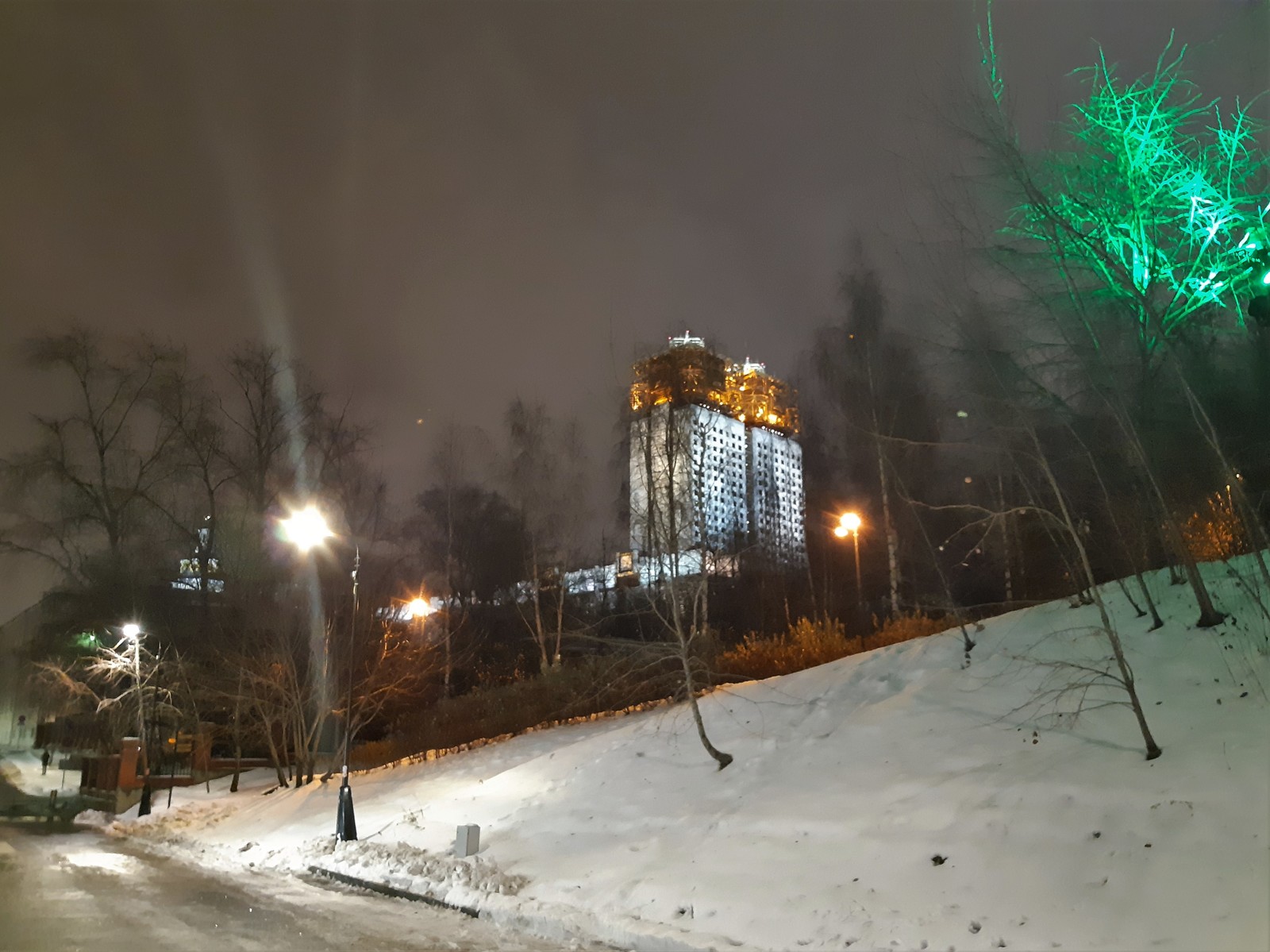 Вечерняя ленивая прогулка от метро Парк Культуры до метро Воробьевы горы. Часть 2 - Моё, Прогулка, Парк культуры, Нескучный сад, Воробьевы горы, Длиннопост, Картинки, Вечер