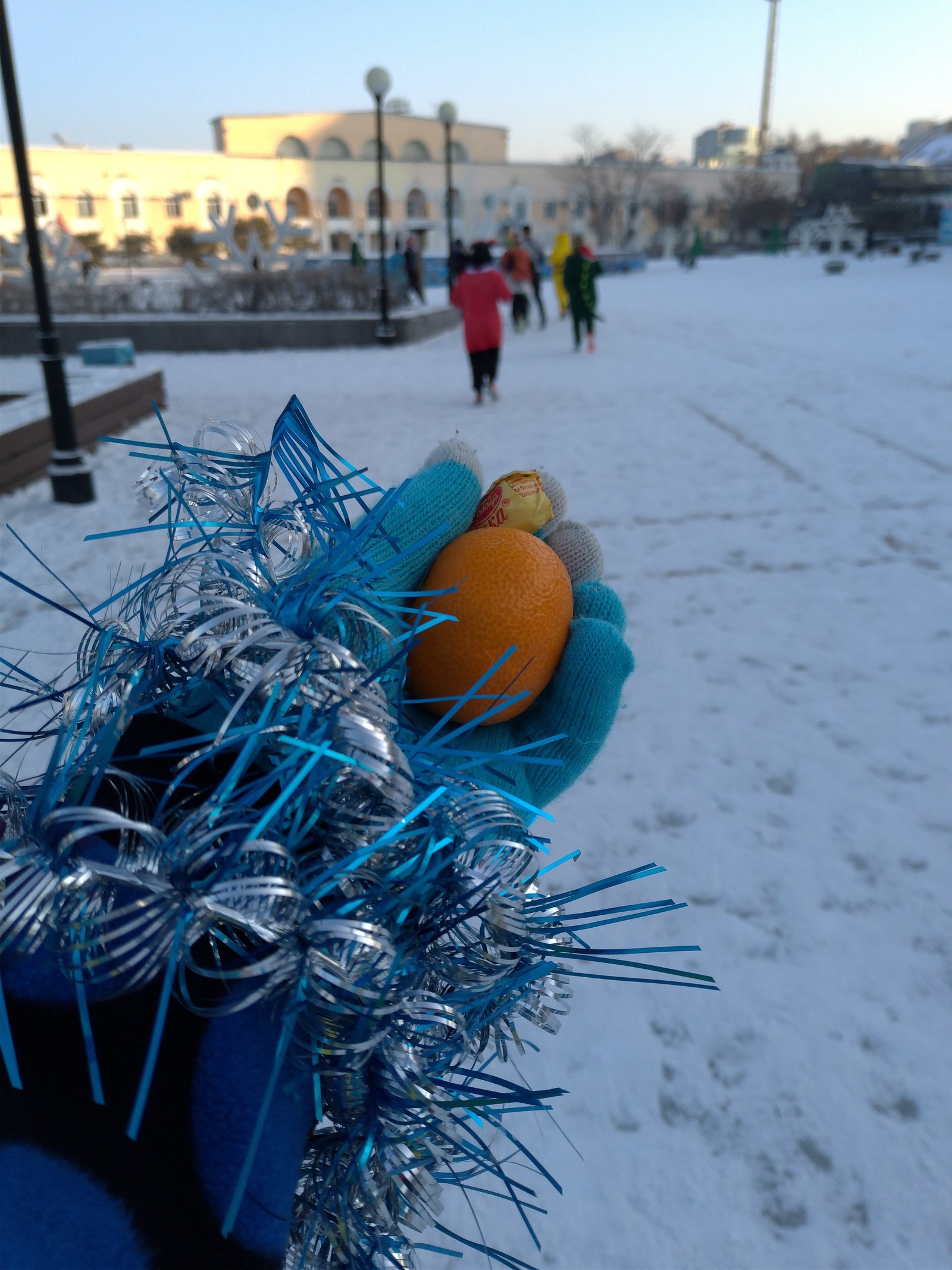 Jogging in costumes before the New Year. - My, Run, Costume, New Year, GIF, Video, Longpost