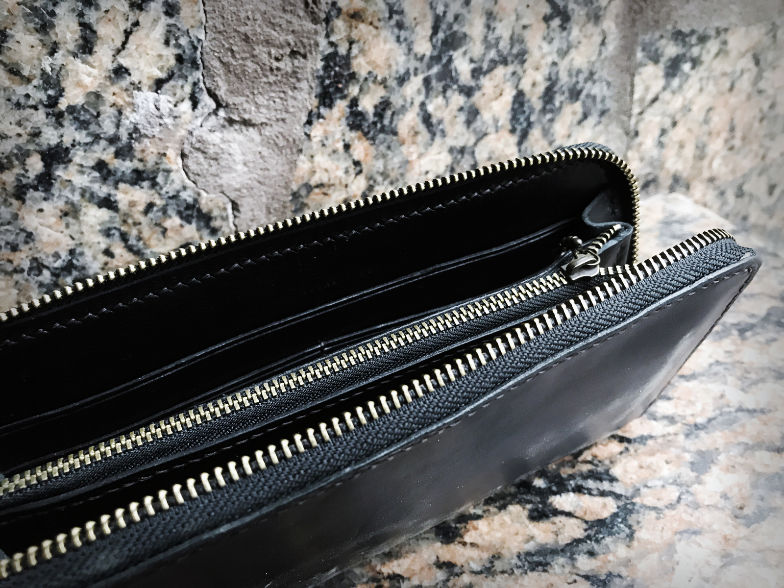 Leather men's clutch - My, Clutch, Men's clutch, Leather clutch, Leather, Presents, Video, Longpost