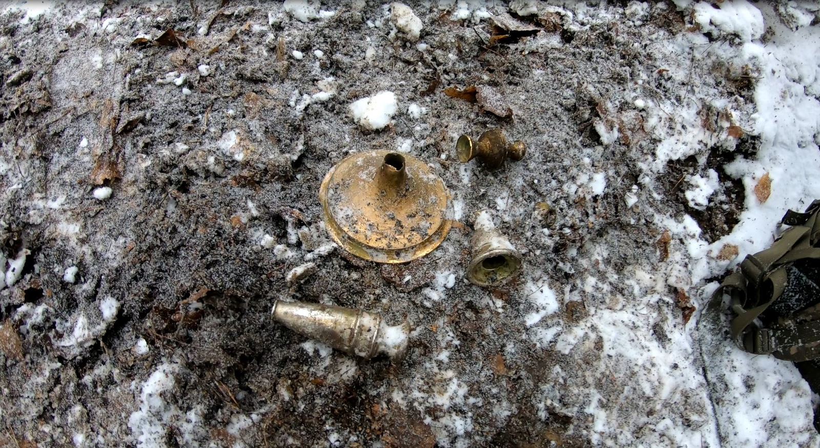 Church treasure under a pine tree. Theft or hidden from looting? - My, Treasure, Gold, Metal search, Video, Longpost, Metal detector