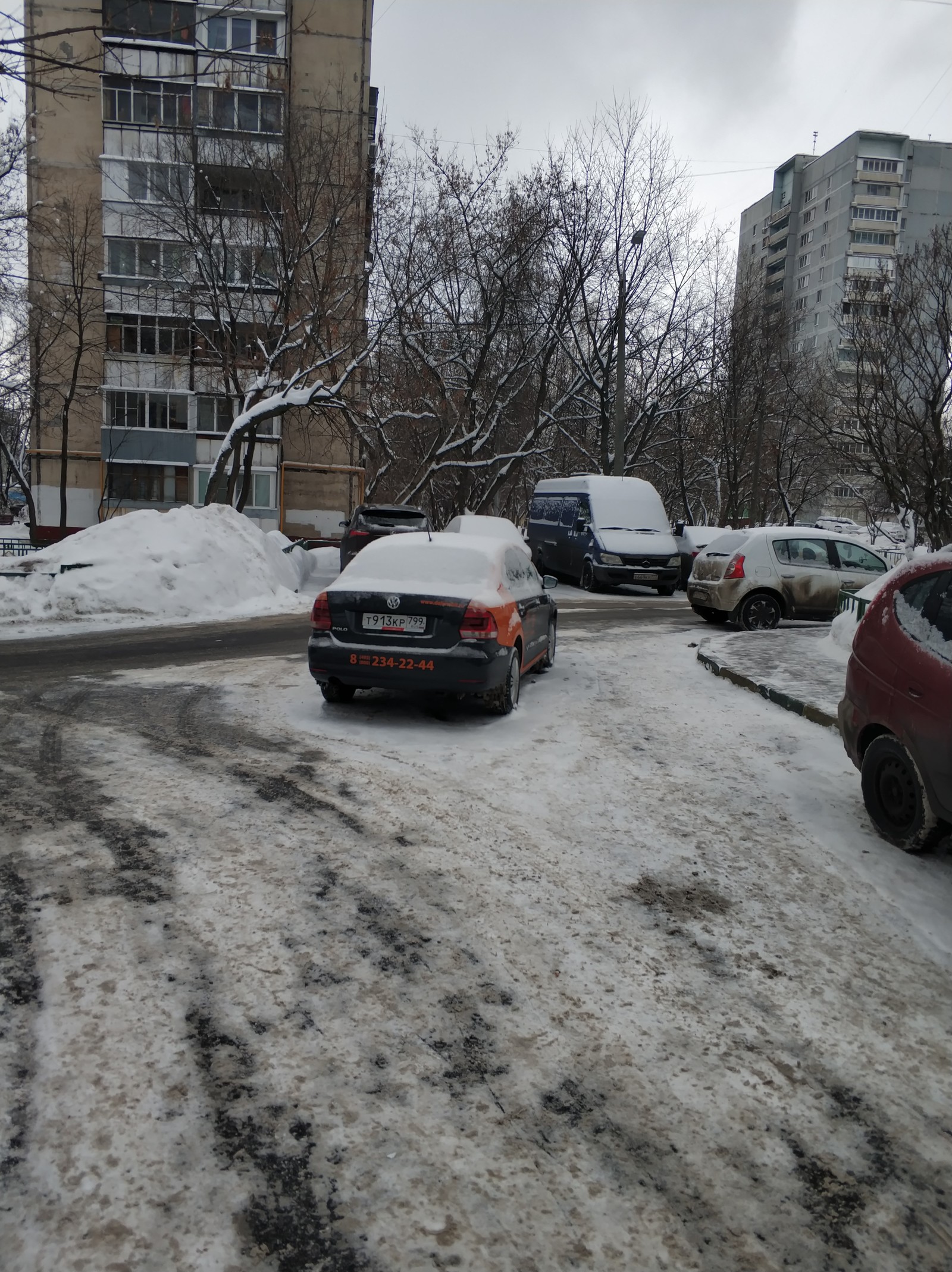 How a bydlot parks carsharing cars - My, Car sharing, Delimobil, Parking, Cattle, Society, Moscow, Longpost