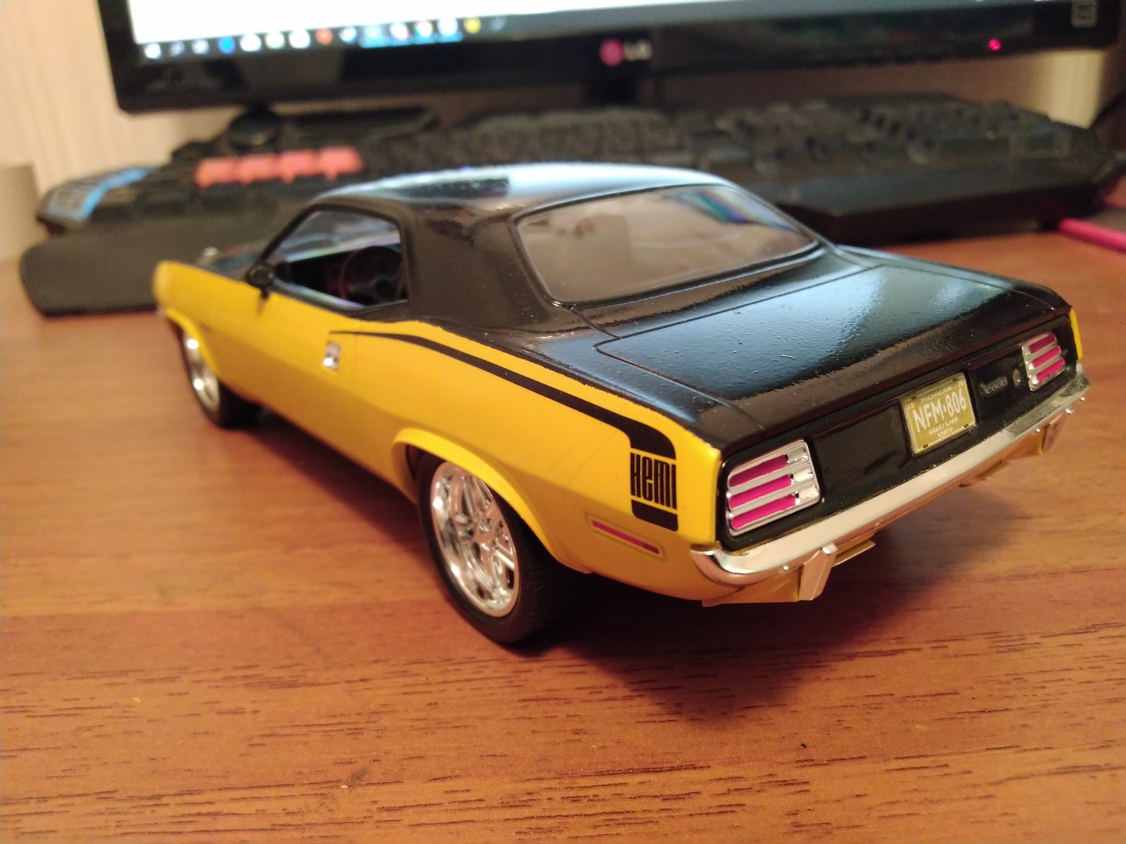 Our hands are not for boredom, part 6. Plymouth HEMI Cuda 1970 - My, Longpost, Modeling, Revell, Scale model, Prefabricated model, Plymouth, 