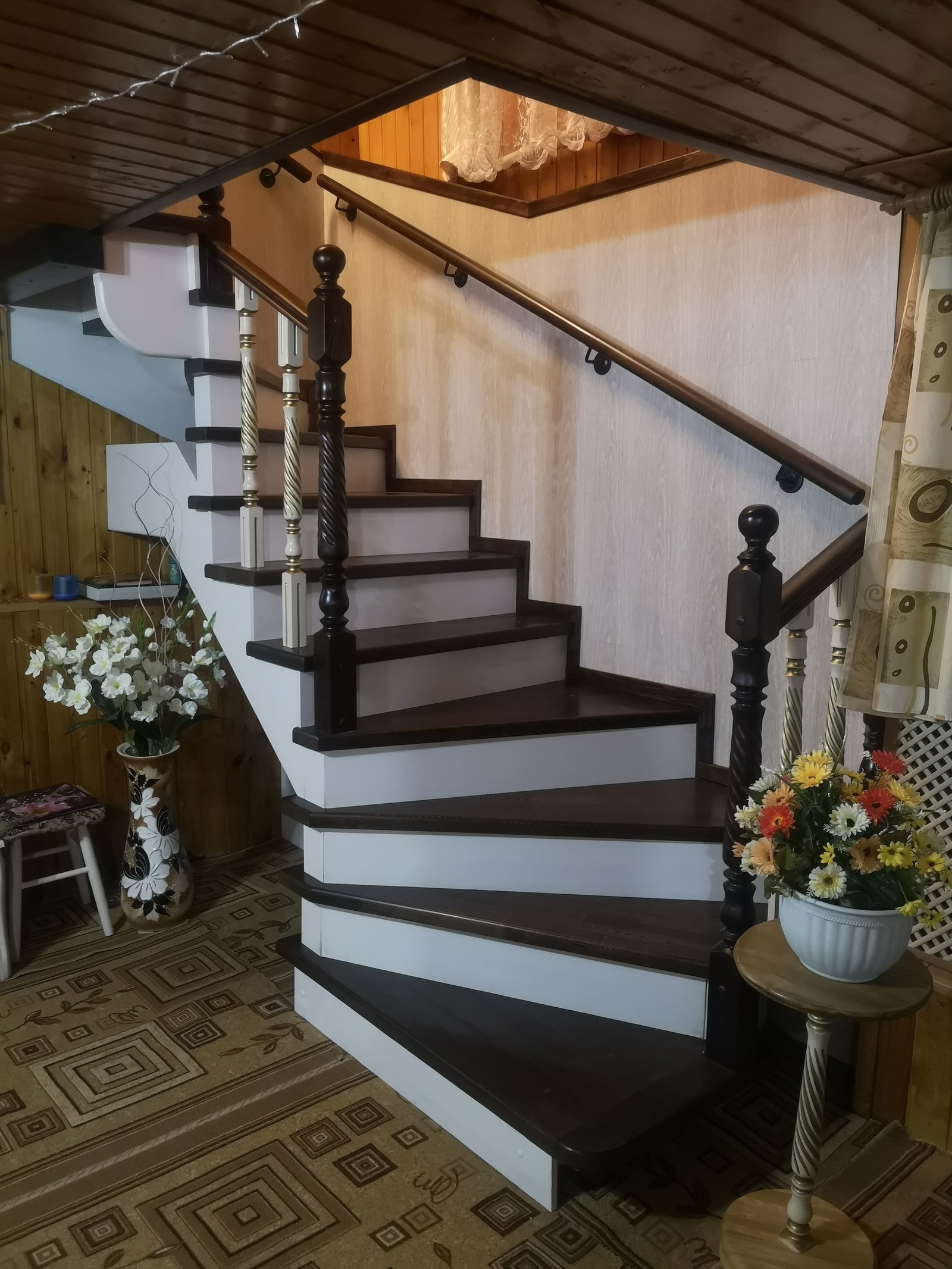 With golden patina - My, Stairs, Cottage, Interior Design, House, Longpost