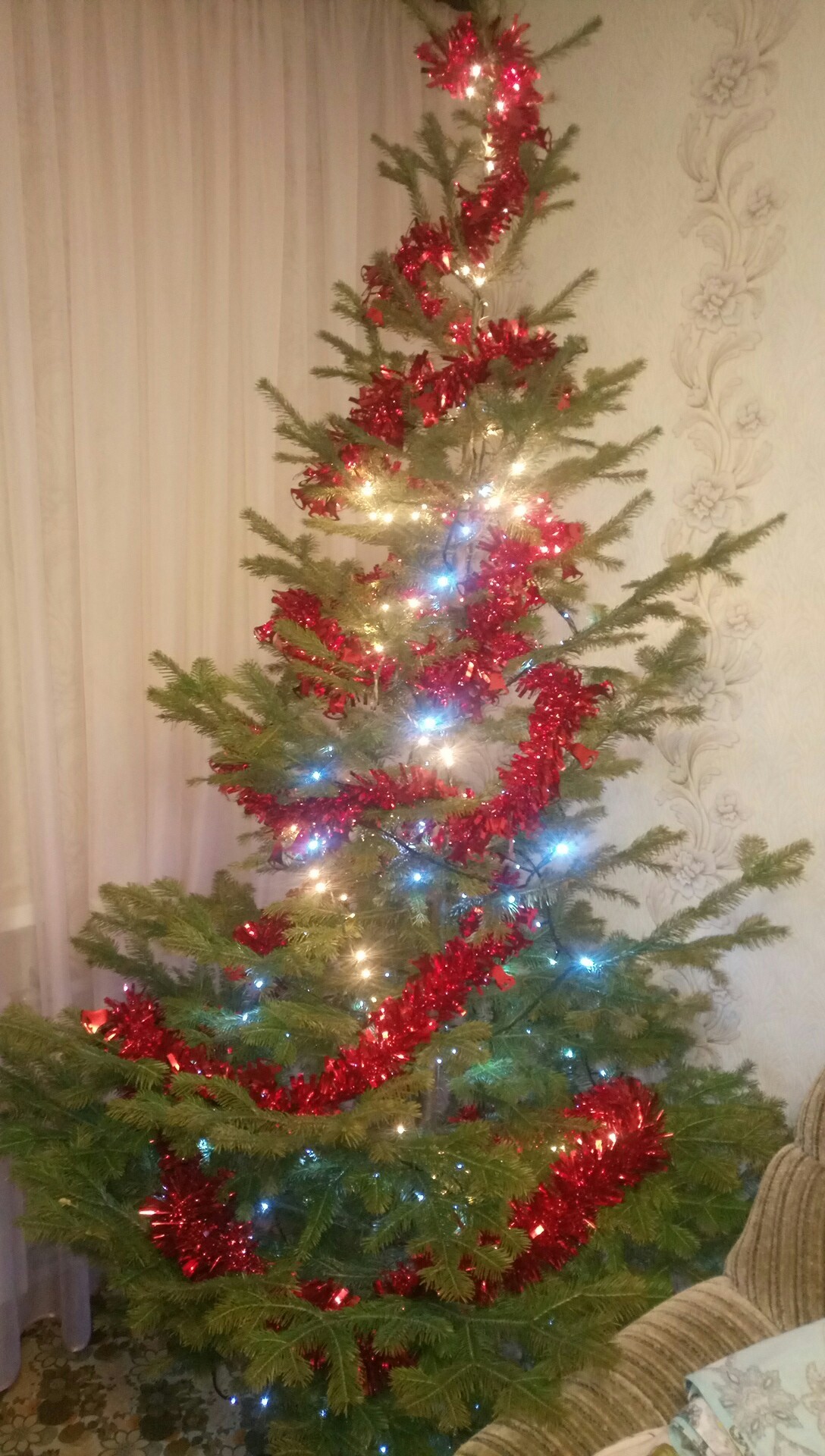 Still, it's sad to celebrate the New Year alone .. - My, New Year, Christmas tree, Loneliness, Krasnoyarsk