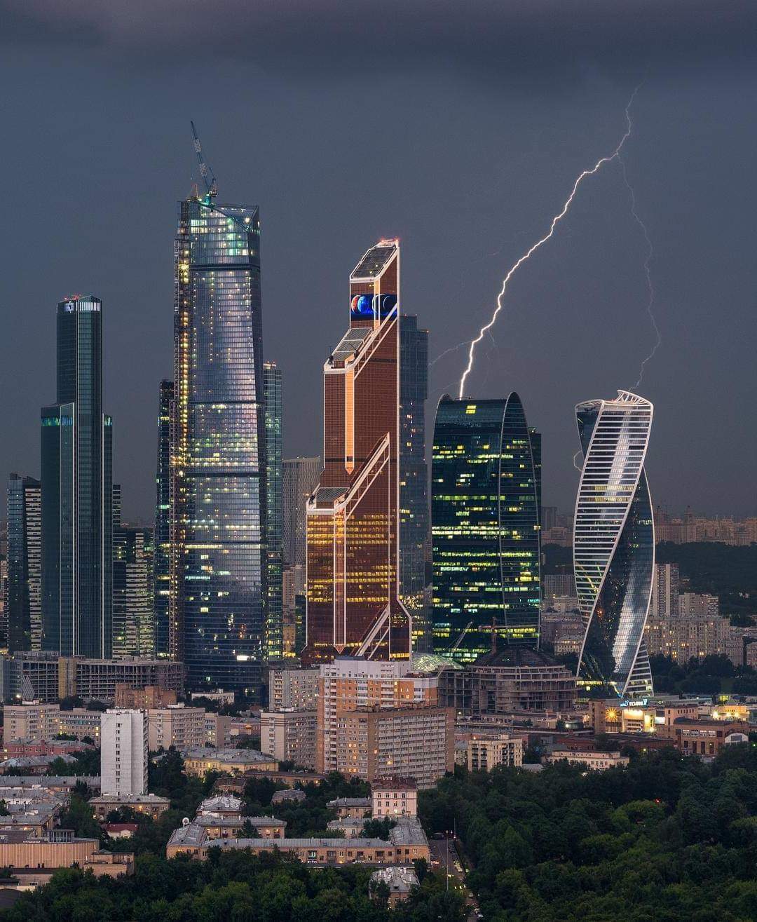 Atmospheric - Thunderstorm, Skyscraper, Weather