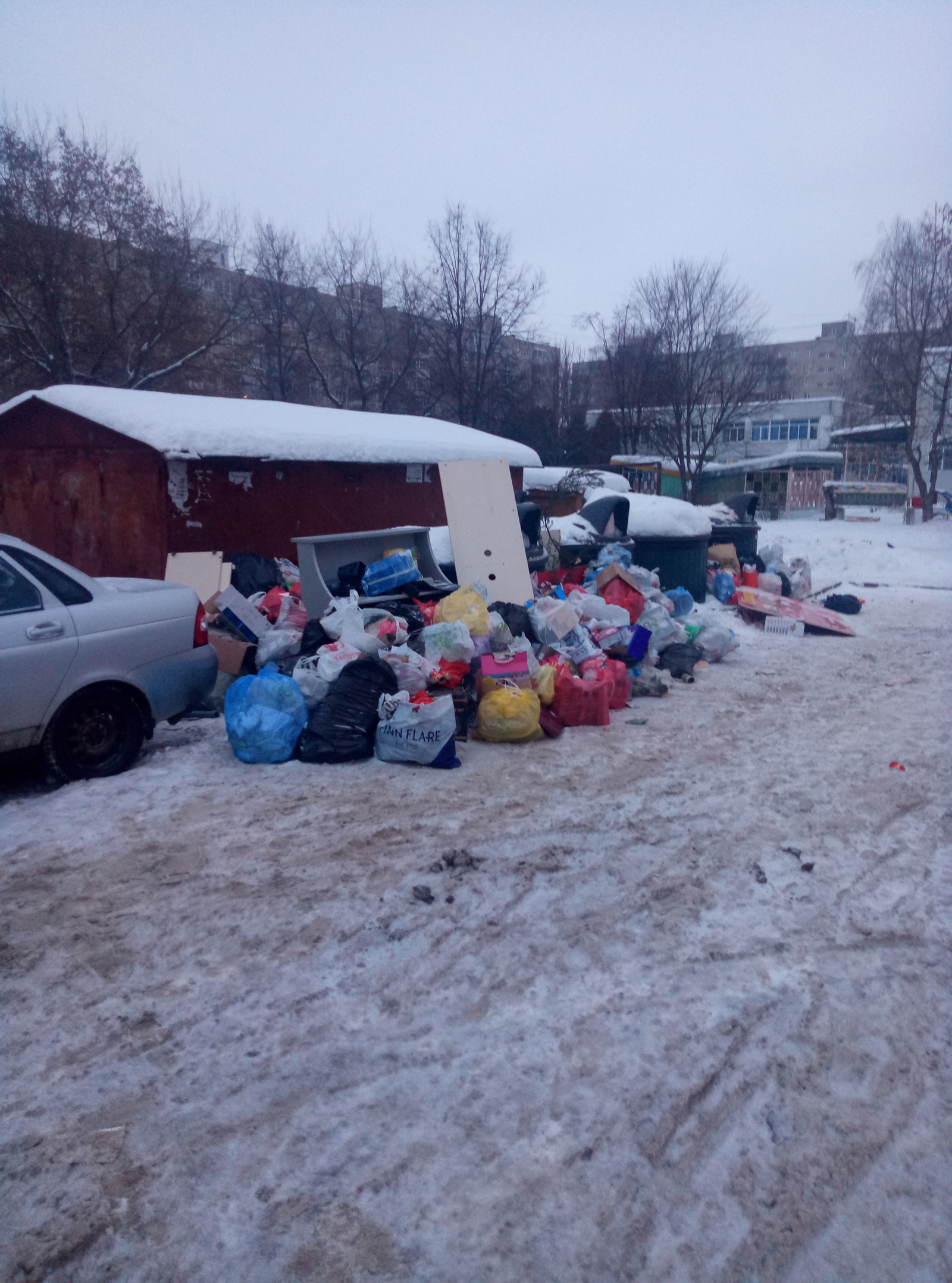 The holiday comes to us - My, Trash can, Weekend, Srach, Longpost