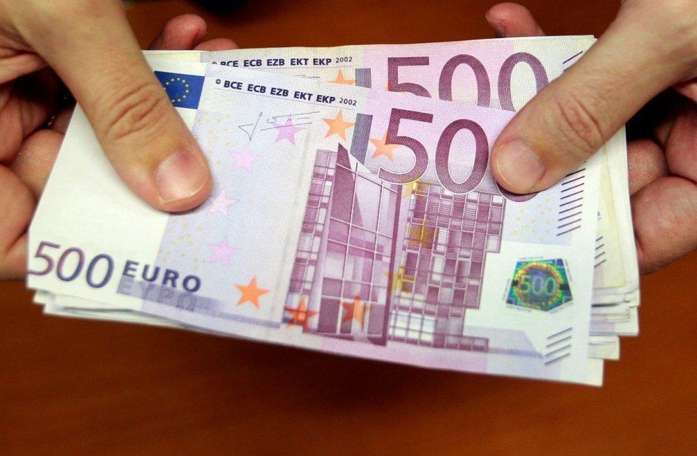 A police officer in Latvia refused a bribe of one million euros. - Police Ombudsman, Police, Latvia, Money, Bribe, Honesty, Prosecutor's office