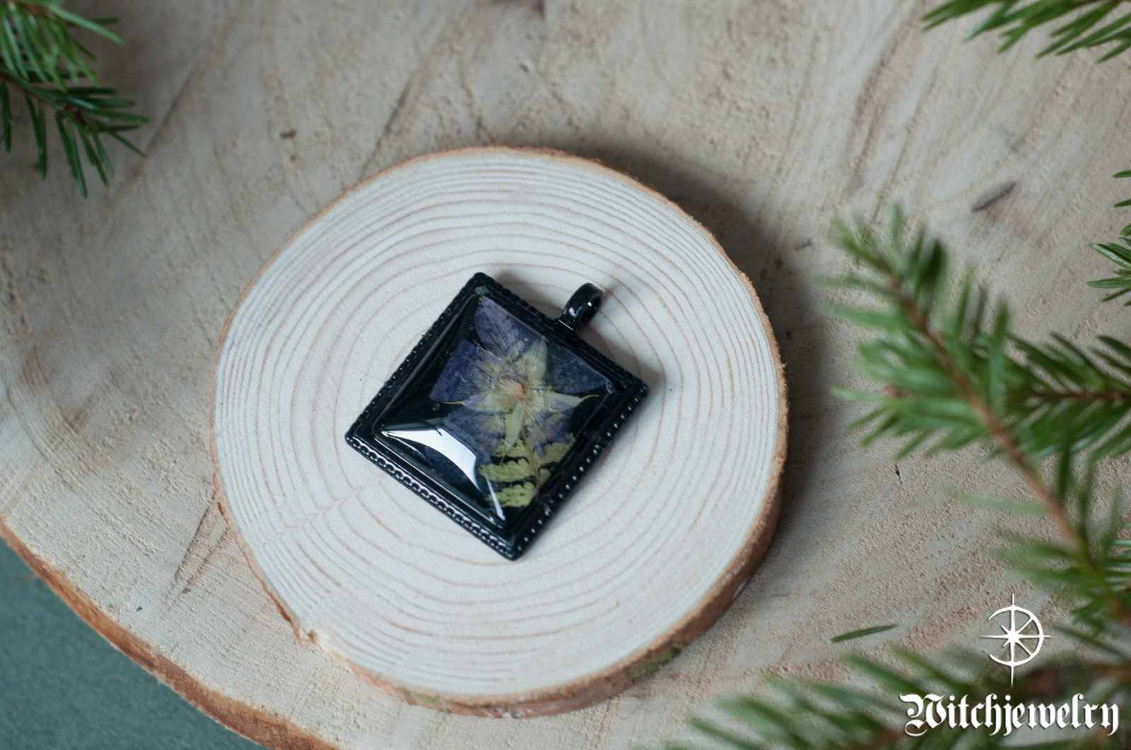 Square pendants with flower petals - My, Pendant, Epoxy resin, With your own hands, Needlework without process, Flowers, Decoration, Longpost