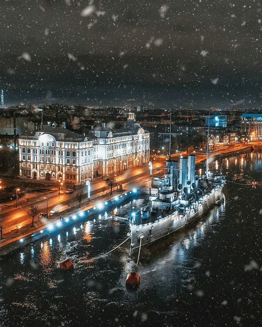 Night Aurora - Saint Petersburg, Cruiser Aurora