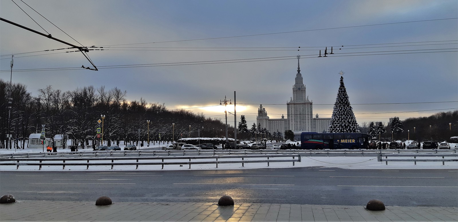 Прогулка от метро Воробьевы горы до МГУ. Часть 2 | Пикабу