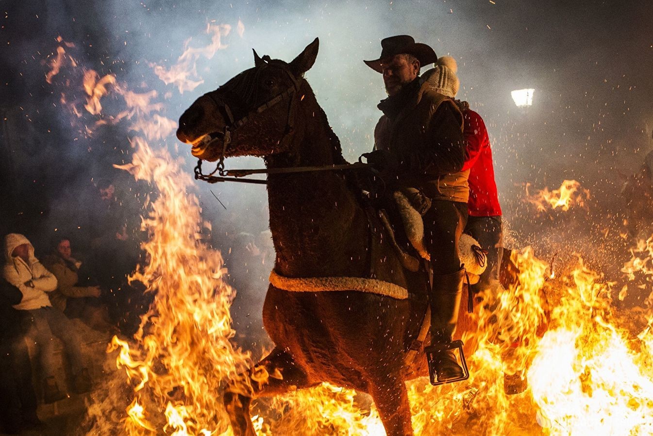 Las Luminarias - Spain, The festival, Longpost