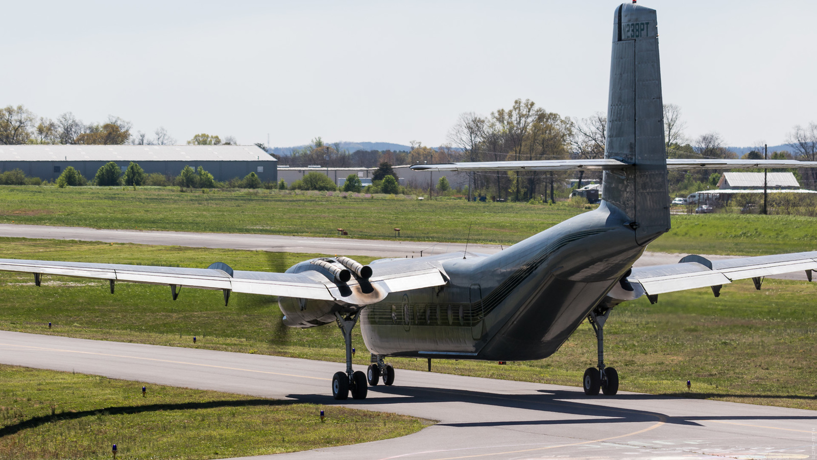 DHC-4T Turbo Caribou - один из редчайших транспортных самолётов короткого взлёта и посадки середины прошлого века. - Моё, Самолет, Аэропорт, Споттинг, История, Stol, Видео, Длиннопост