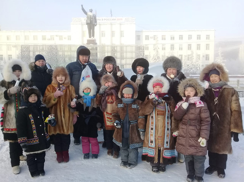 The first channel forced the Yakut people to eat popsicles in the cold - Longpost, Yakutia, freezing, Children, Video