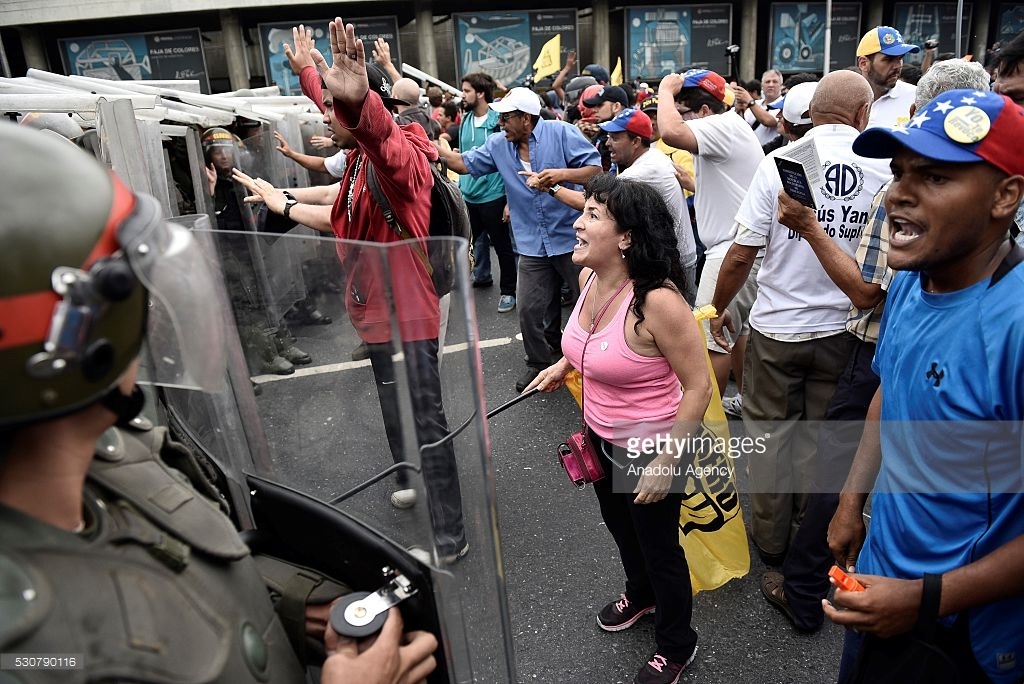 Dictator Maduro is being overthrown in Venezuela (photo). - Caracas, Politics, Venezuela, Longpost